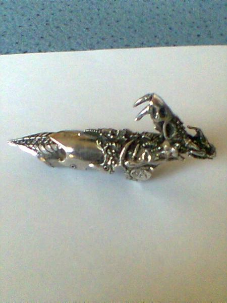 Ma Bague armure qui ressemble à un serpent
